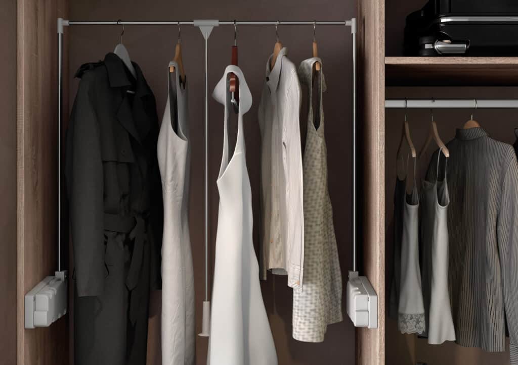 Accessoire penderie lift dans un dressing